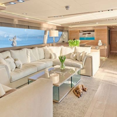 Daloli Yacht 12