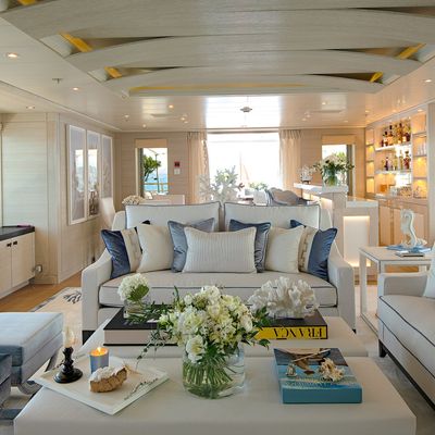 Spirit Yacht 15