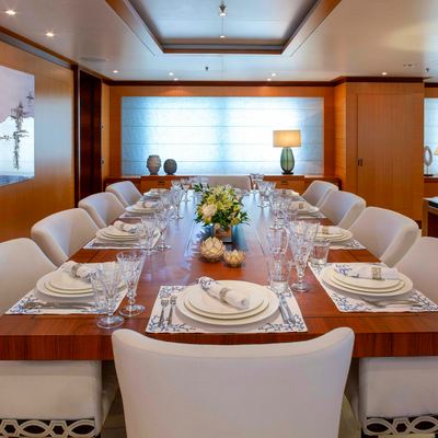 La Blanca Yacht 13