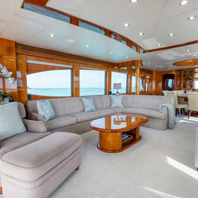 Lady Sandra Yacht 13