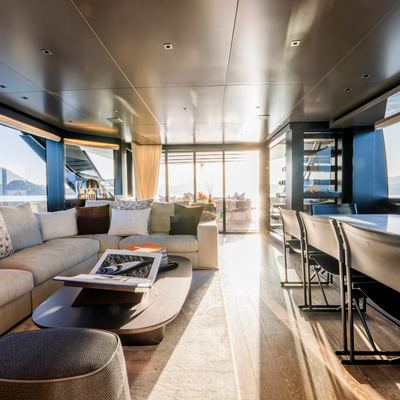 Danlou Yacht 11