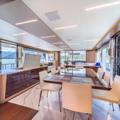 Voyager Yacht 13