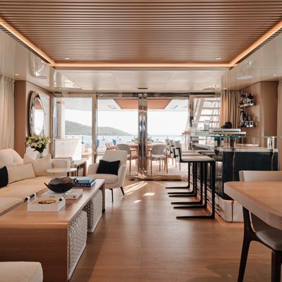 Xwave Yacht 11