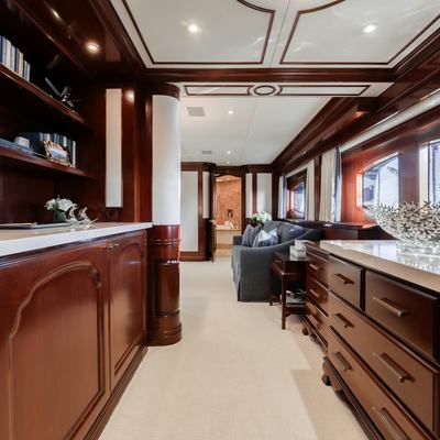 SummerDance Yacht 15