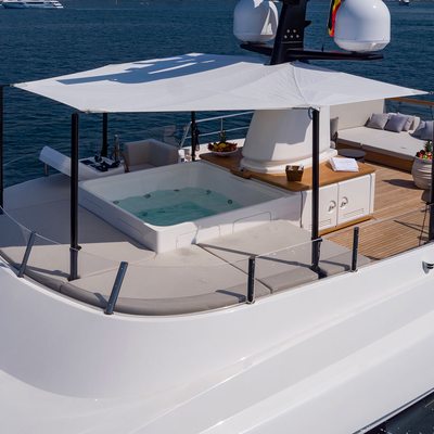 Aramis Yacht 9