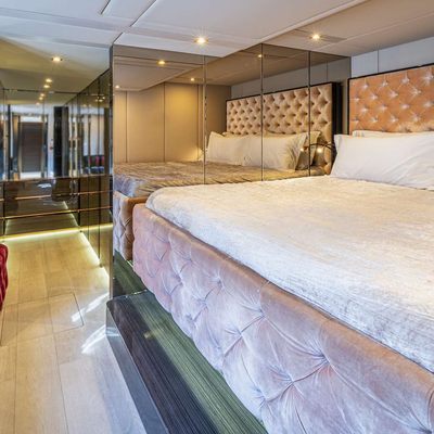 Island Majesty Yacht 15