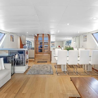 Zaffiro Yacht 11