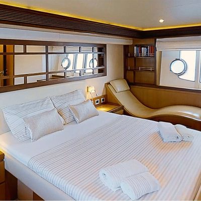 AMY Yacht Charter Price - Ferretti Yachts Luxury Yacht Charter