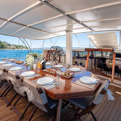 Nautilus Yacht 15