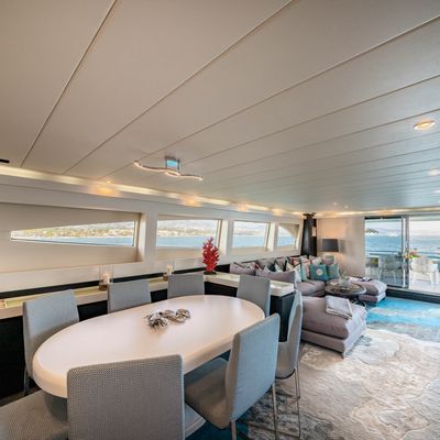 Timeout Together Yacht 12