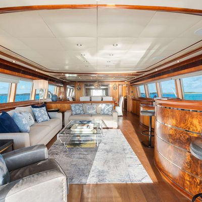 Mambo Yacht 11