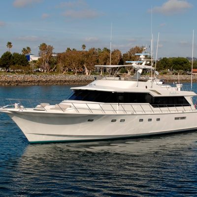 Prelude Yacht Knight Carver