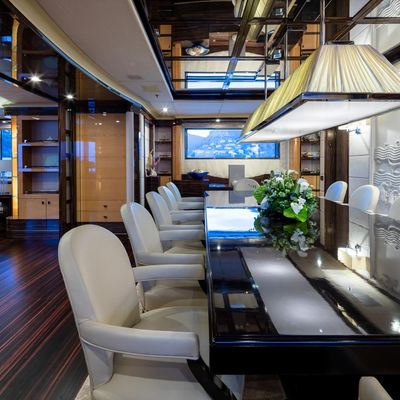 Vision Yacht 12