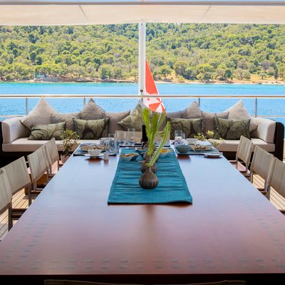 Persefoni I Yacht 12