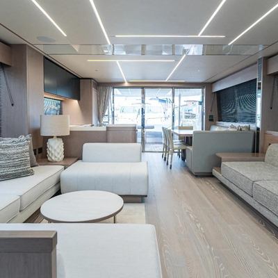 Ascend Yacht 11