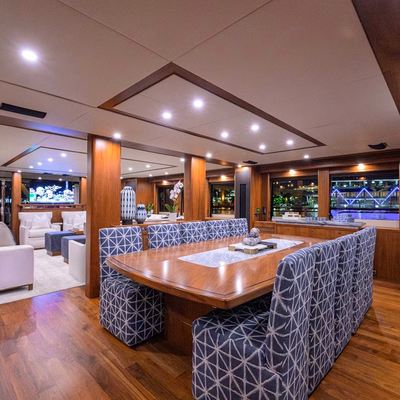 Natural 9 Yacht 11