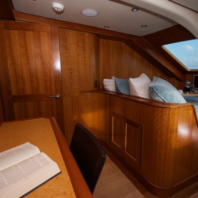 Bolder Won Yacht 14