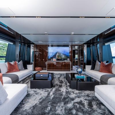Tasty Waves Yacht 11