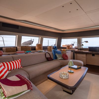 Gloria Yacht 11