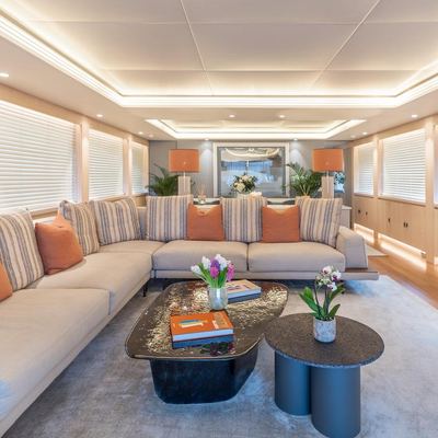 White Knight Yacht 11