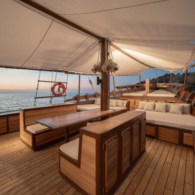 Sanya Yacht 13