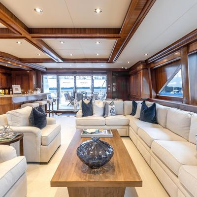 Sanibella Yacht 11