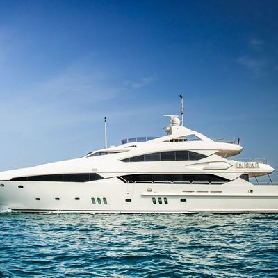 IMAN Yacht - Sunseeker