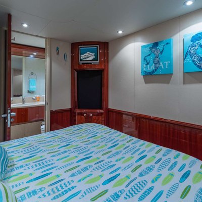 Aphrodite Yacht 12