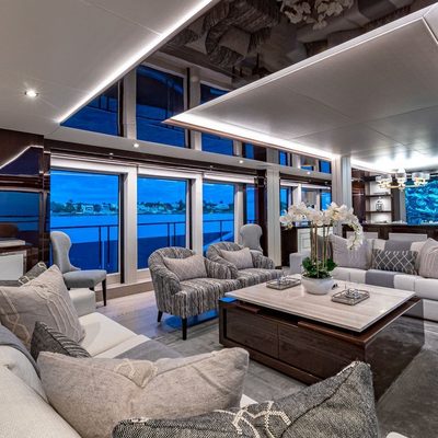 Captain Morgan III Yacht 12