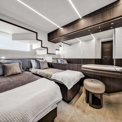 Optimus Prime Yacht 15