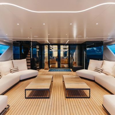 Daybreak Yacht 11
