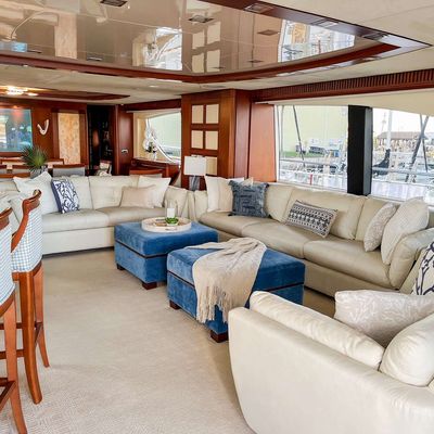 Vivere Yacht 12