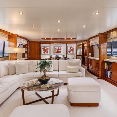 Zen Yacht 11