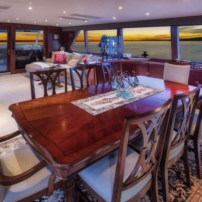 Blackwood Yacht 12