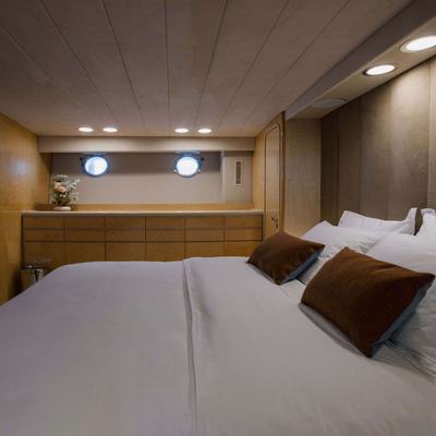 Carino Yacht 12