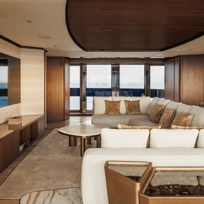 Silver Fox Yacht 15