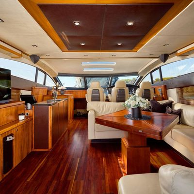Sunseeker Predator 72 Ghost Yacht 12