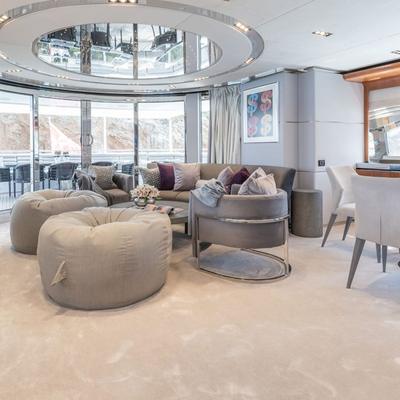 Bliss Yacht 14