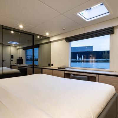 VELA Yacht 14