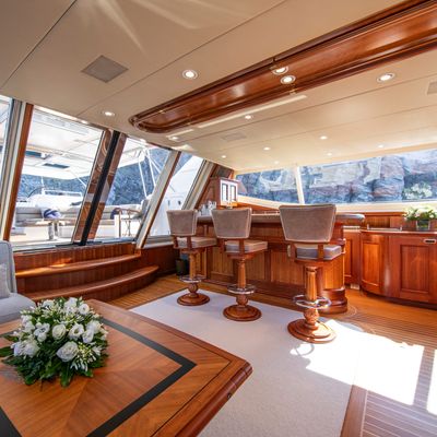 Genevieve Yacht 12