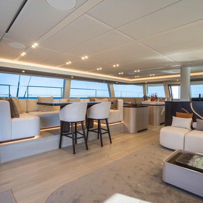 Aura Yacht 14