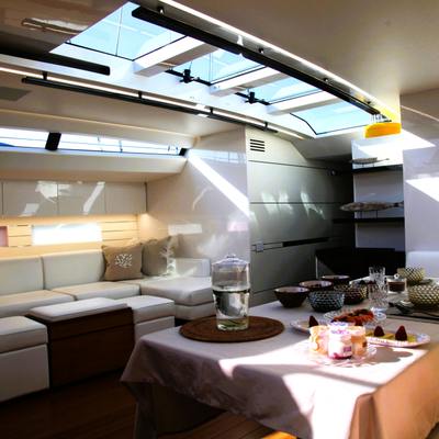 O2 Yacht 11