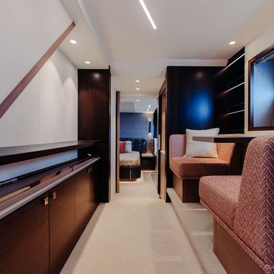 Earl Grey Yacht 12