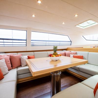 Lady 8 Yacht 11