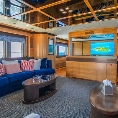 Silent World Yacht 12