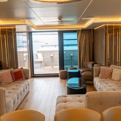 Dulce De Leche Yacht 13