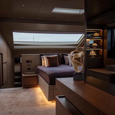 Destino Yacht 14