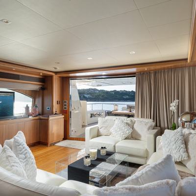 Ethna Yacht 14