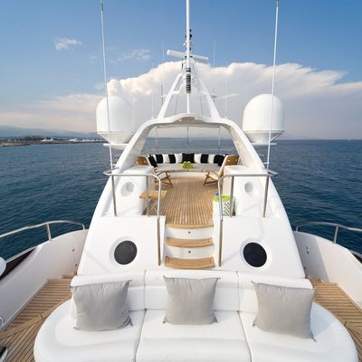 SALUTE Yacht Charter Price - Benetti Yachts Luxury Yacht Charter