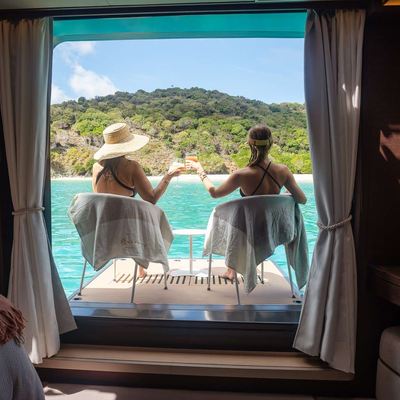 Aeolus Yacht 12
